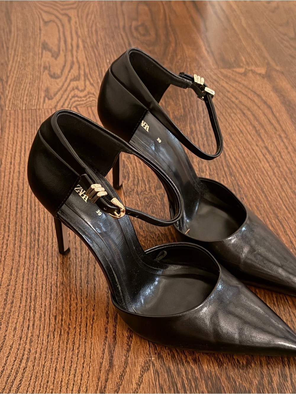 Black Zara heels